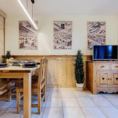 Appartamento Le - Aux Pieds 4-5 Personnes 1800