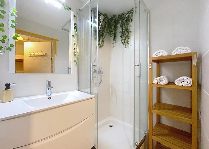 Le - Aux Pieds 4-5 Personnes 1800